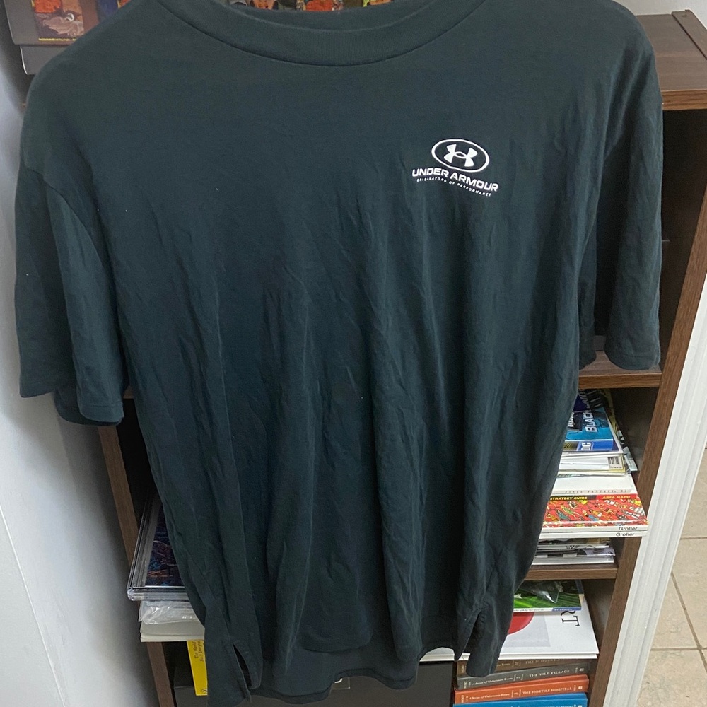 Under Armour Black Short-Sleeve Crewneck Tee with Small Logo